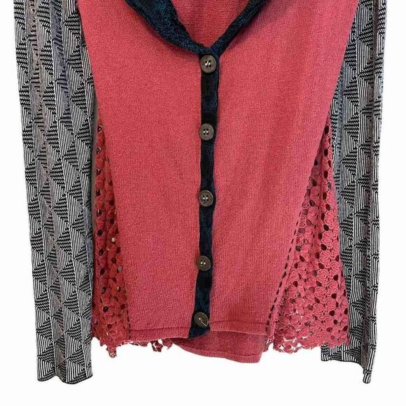 Gimmicks by BKE Mixed Pattern Cardigan - Picture 4 of 7